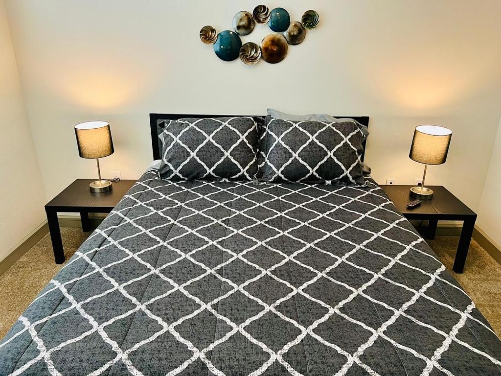 Downtown Apt Free Parking - Pool - Gym - Fully Kitchen Houston Ngoại thất bức ảnh