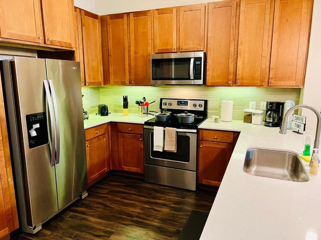 Downtown Apt Free Parking - Pool - Gym - Fully Kitchen Houston Ngoại thất bức ảnh