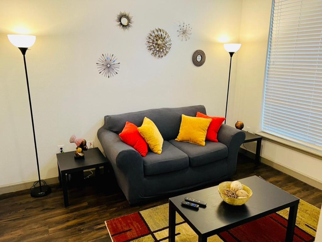 Downtown Apt Free Parking - Pool - Gym - Fully Kitchen Houston Ngoại thất bức ảnh